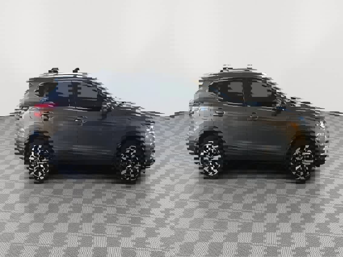 Used 2022 Nissan Rogue Sport SL image 9