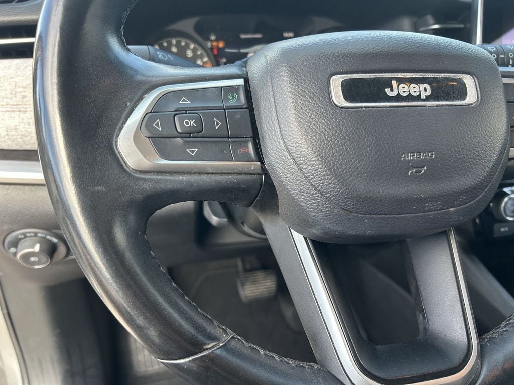 Used 2022 Jeep Compass Latitude AWD/4WD image 26