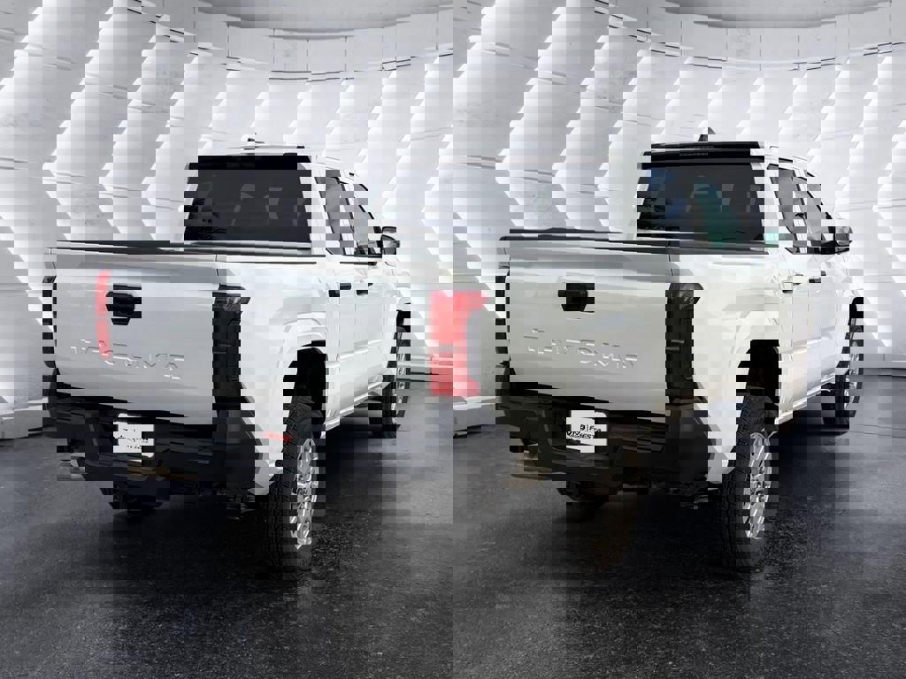 Used 2025 Toyota Tacoma SR image 4