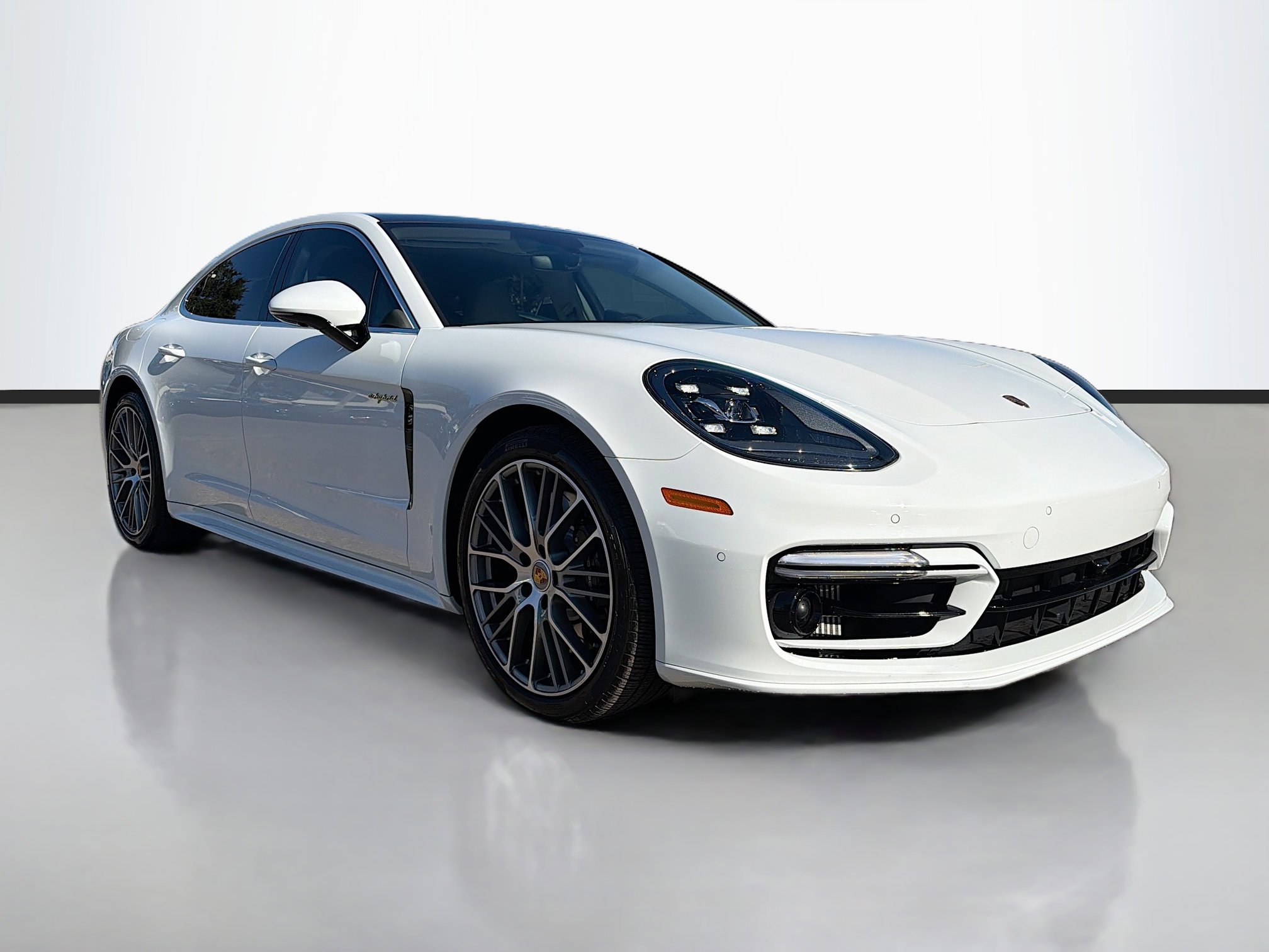 Used 2023 Porsche Panamera 4S w/ Premium Package image 1