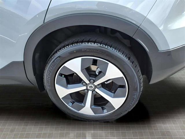 New 2026 Volvo XC40 B5 Plus w/ Protection Package Premier AWD/4WD image 5