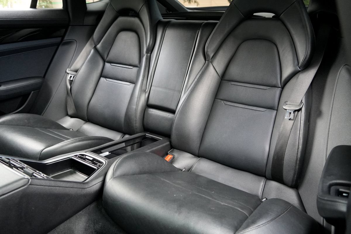 Used 2018 Porsche Panamera 4 AWD/4WD image 13