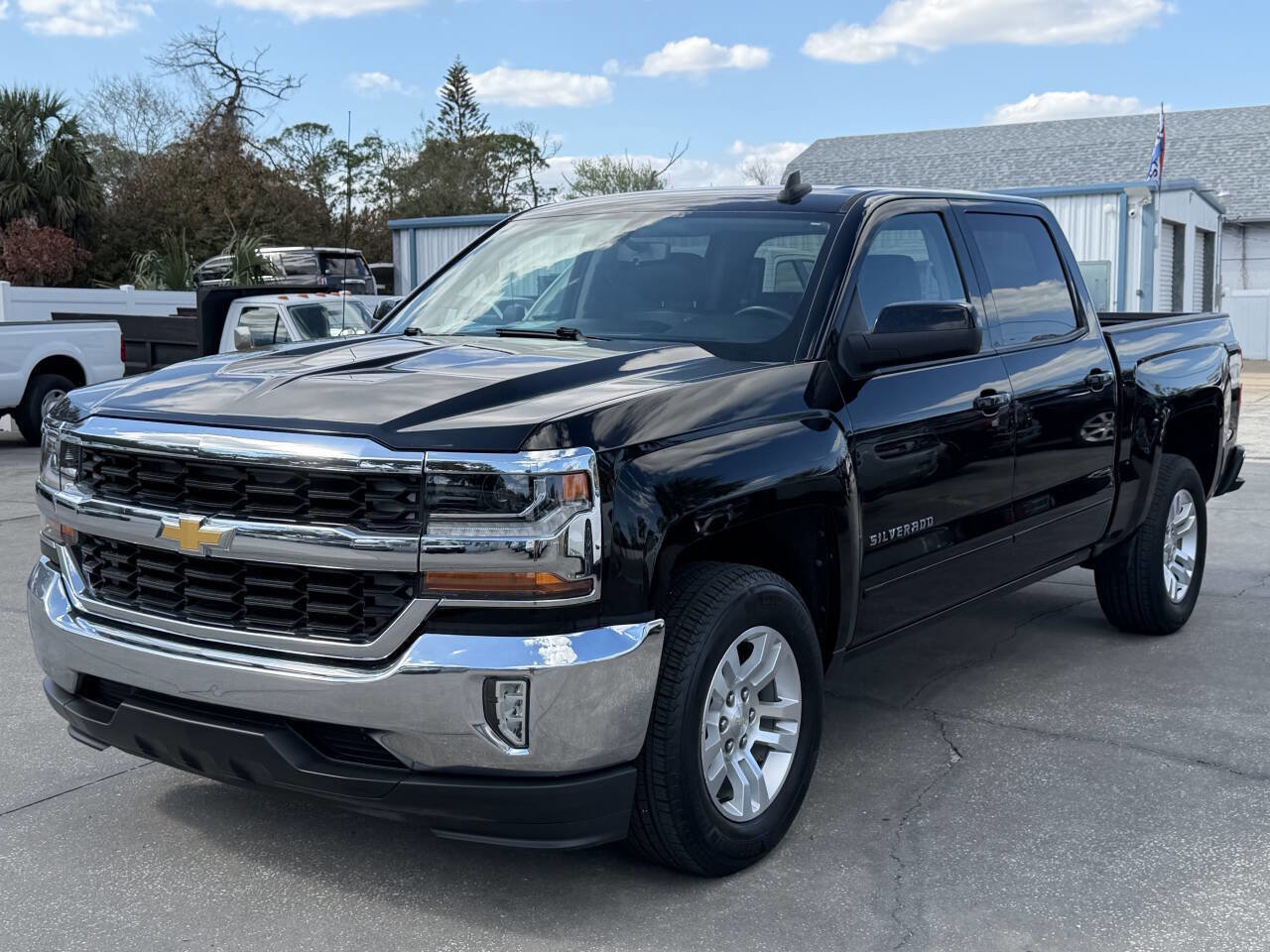 Used 2016 Chevrolet Silverado 1500 LT w/ All Star Edition image 4