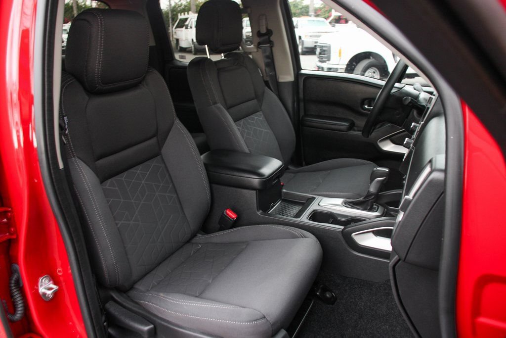 Used 2025 Nissan Frontier SV AWD/4WD image 33