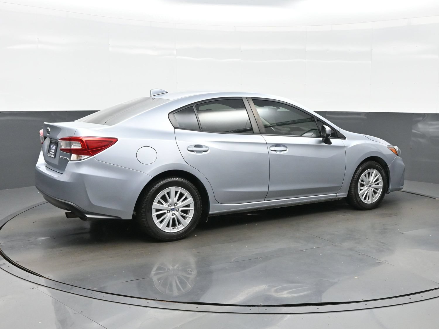 Used 2018 Subaru Impreza 2.0i Premium w/ Eyesight & BSD & Rcta AWD/4WD image 6