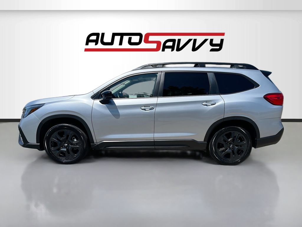 Used 2024 Subaru Ascent Onyx Edition image 4