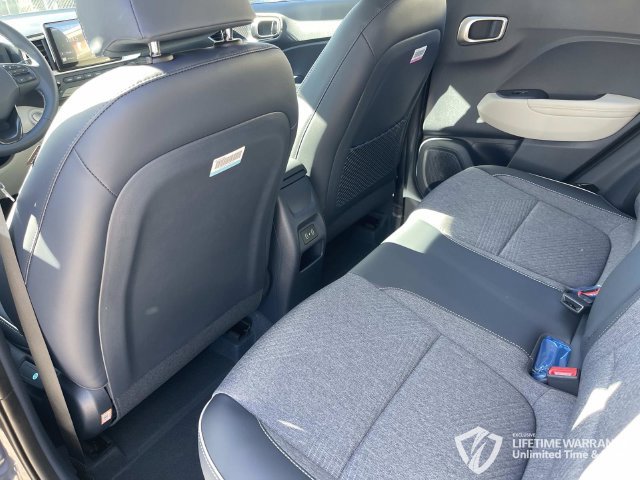 New 2026 Hyundai Venue SEL FWD image 17