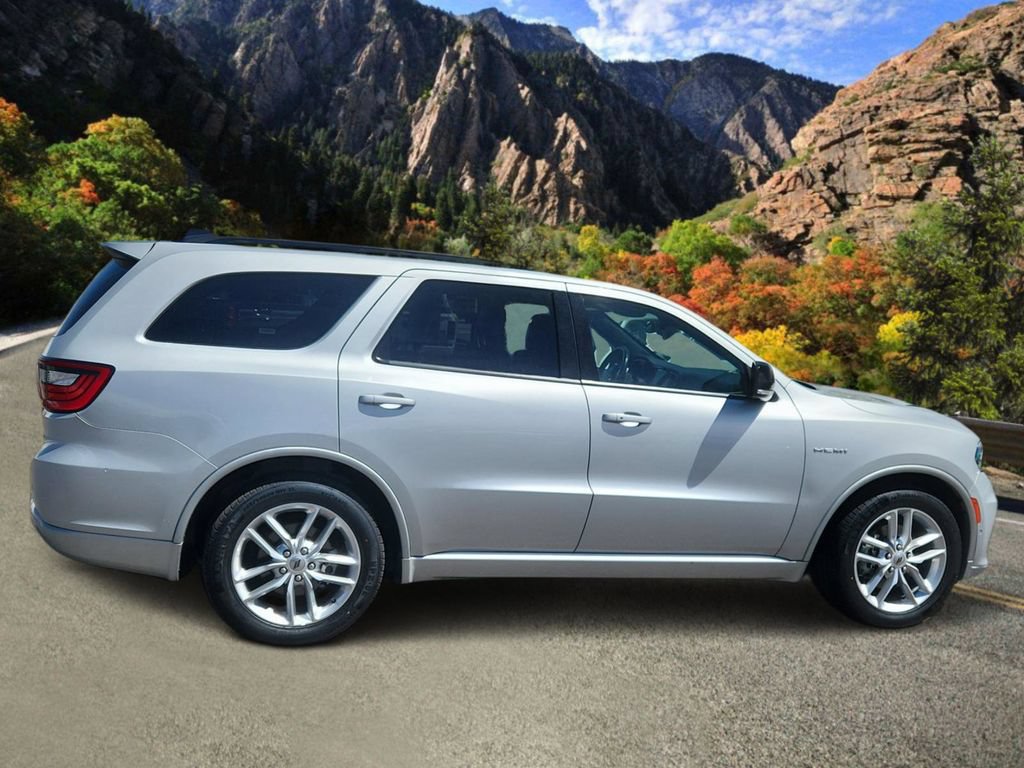 Used 2024 Dodge Durango R/T AWD/4WD image 2