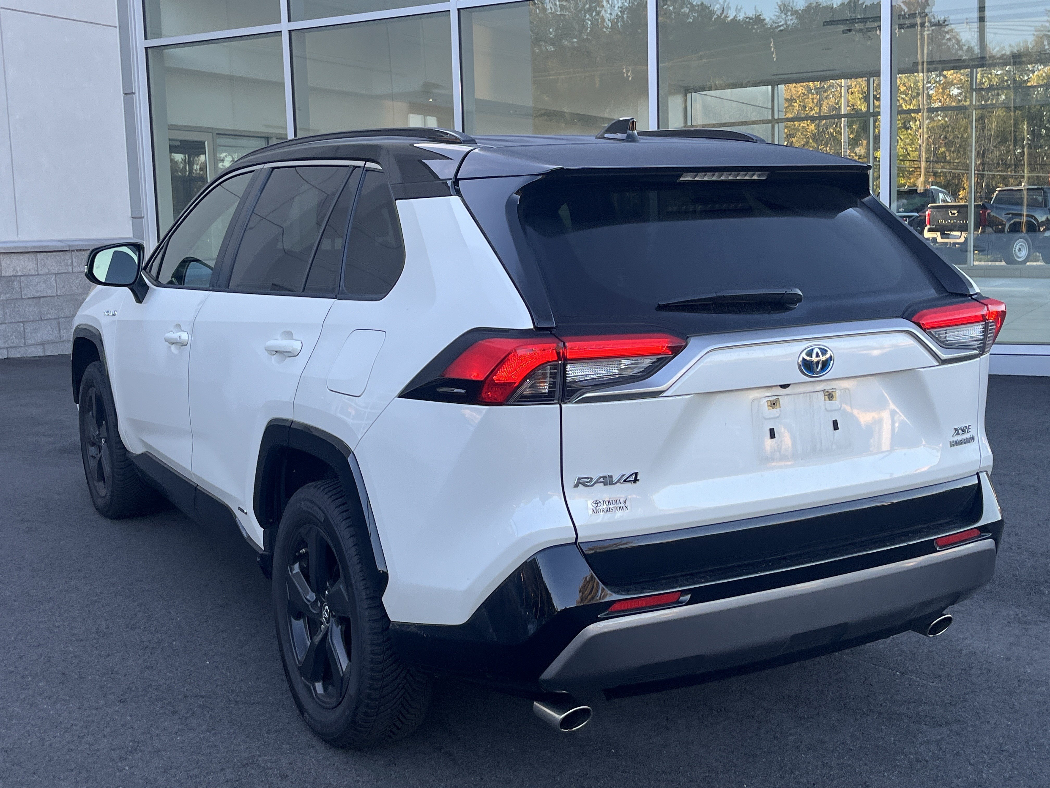 Certified 2019 Toyota RAV4 XSE AWD/4WD image 4
