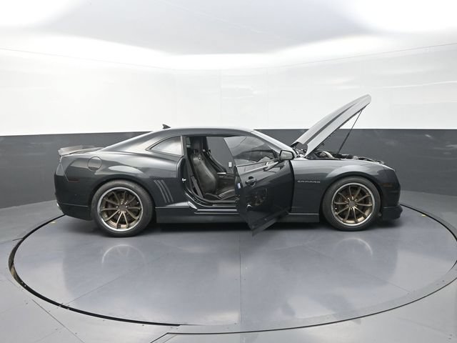 Used 2013 Chevrolet Camaro SS RWD image 43