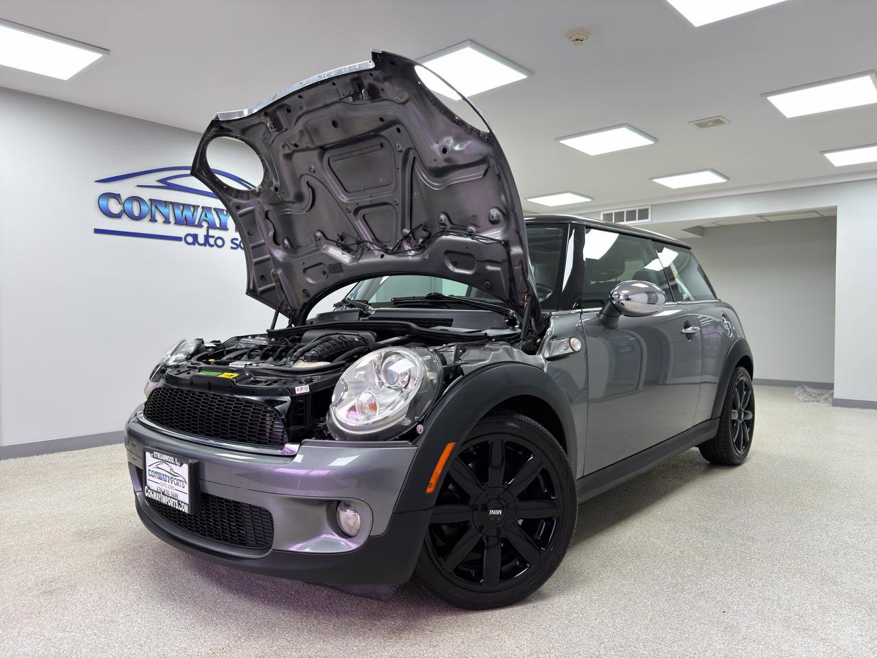 Used 2010 MINI Cooper S image 32