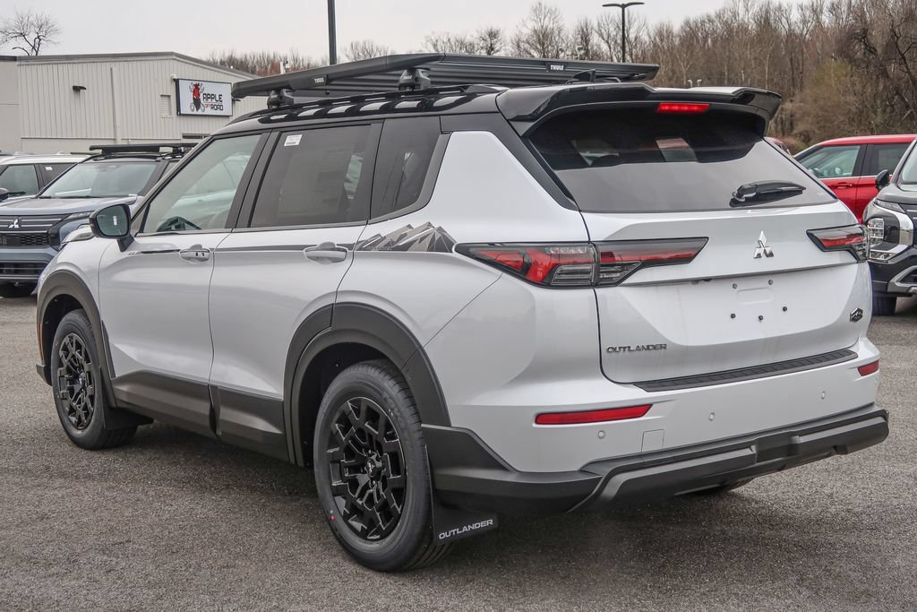 New 2026 Mitsubishi Outlander AWD image 14