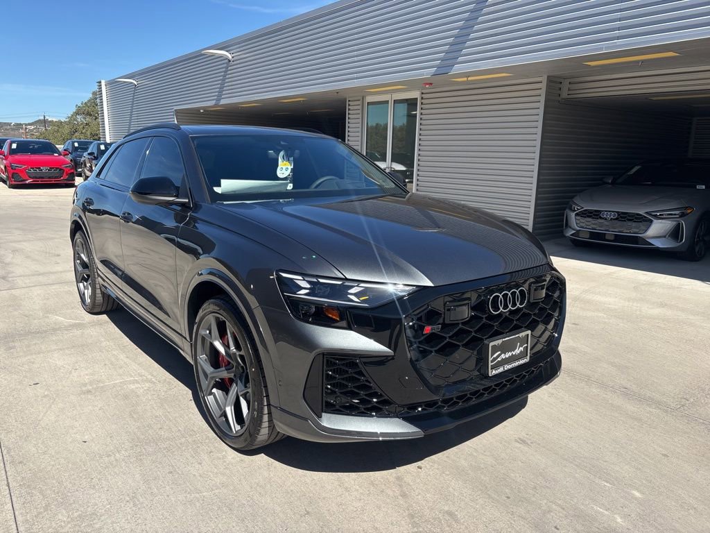 New 2026 Audi RS Q8 performance image 3