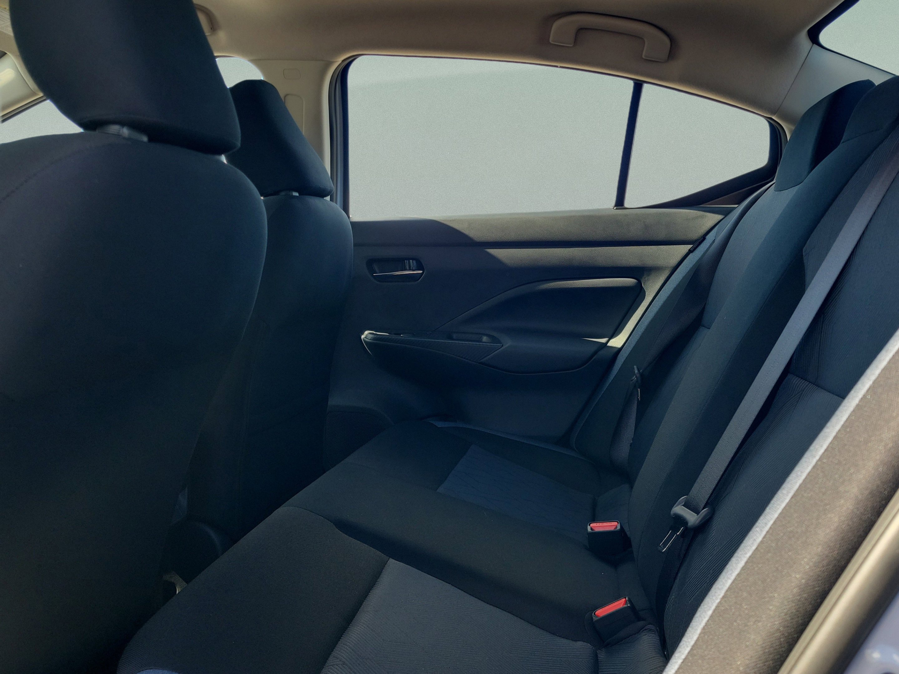 New 2025 Nissan Versa SV w/ Trunk Package FWD image 9