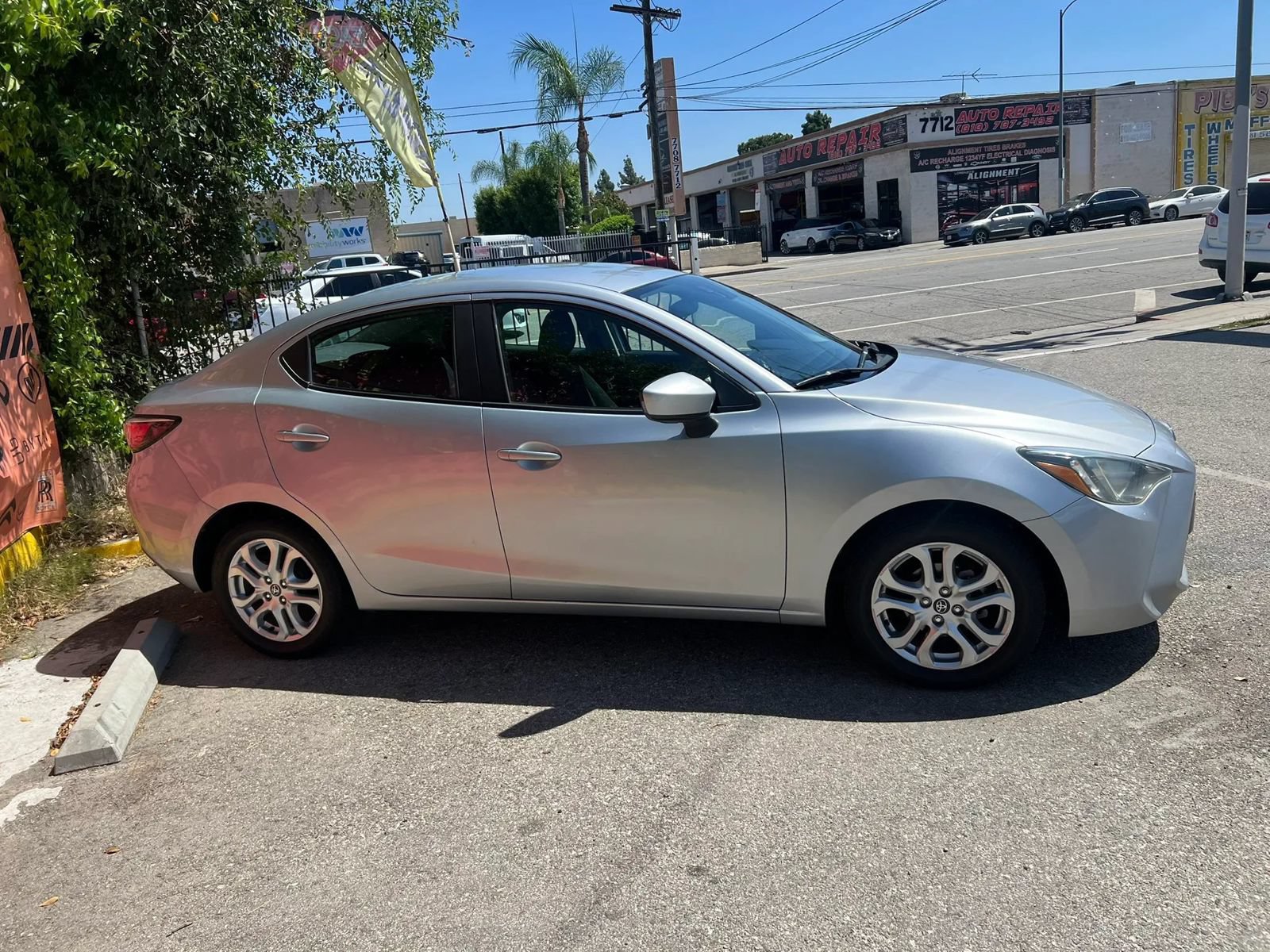Used 2018 Toyota Yaris iA FWD image 4