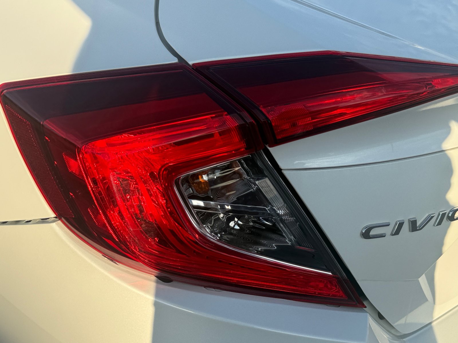 Used 2016 Honda Civic EX-L image 26