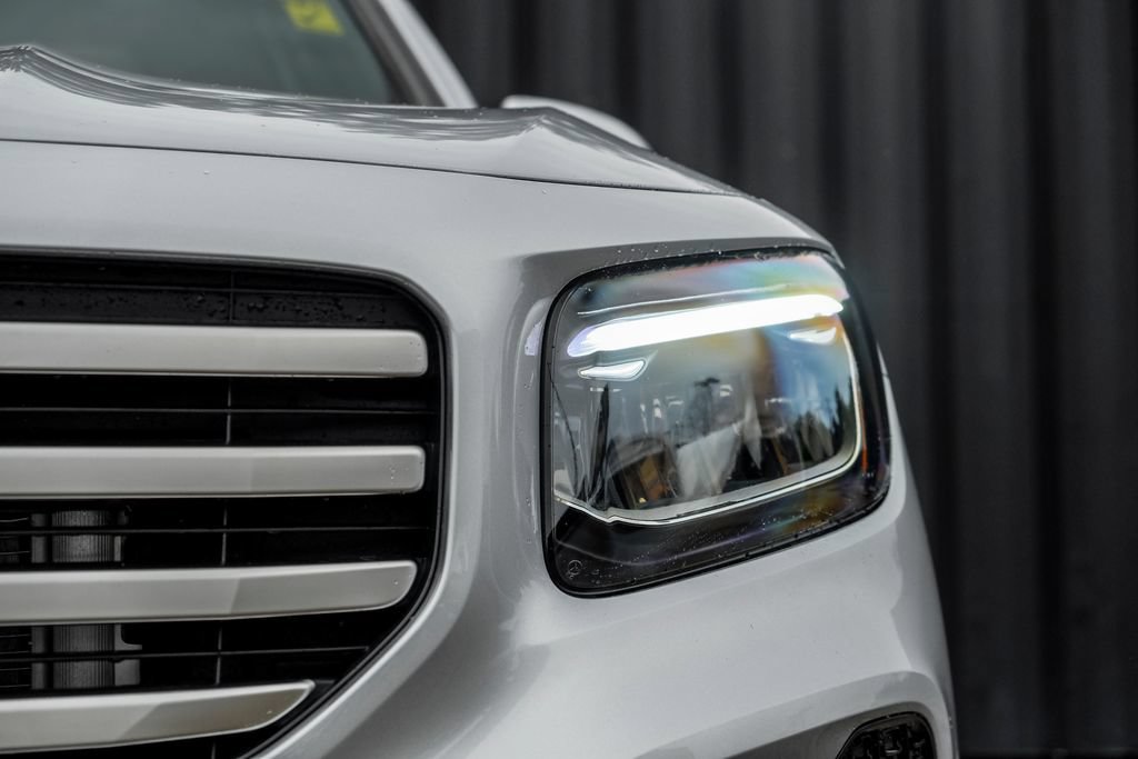 New 2026 Mercedes-Benz GLB 250 4MATIC image 6