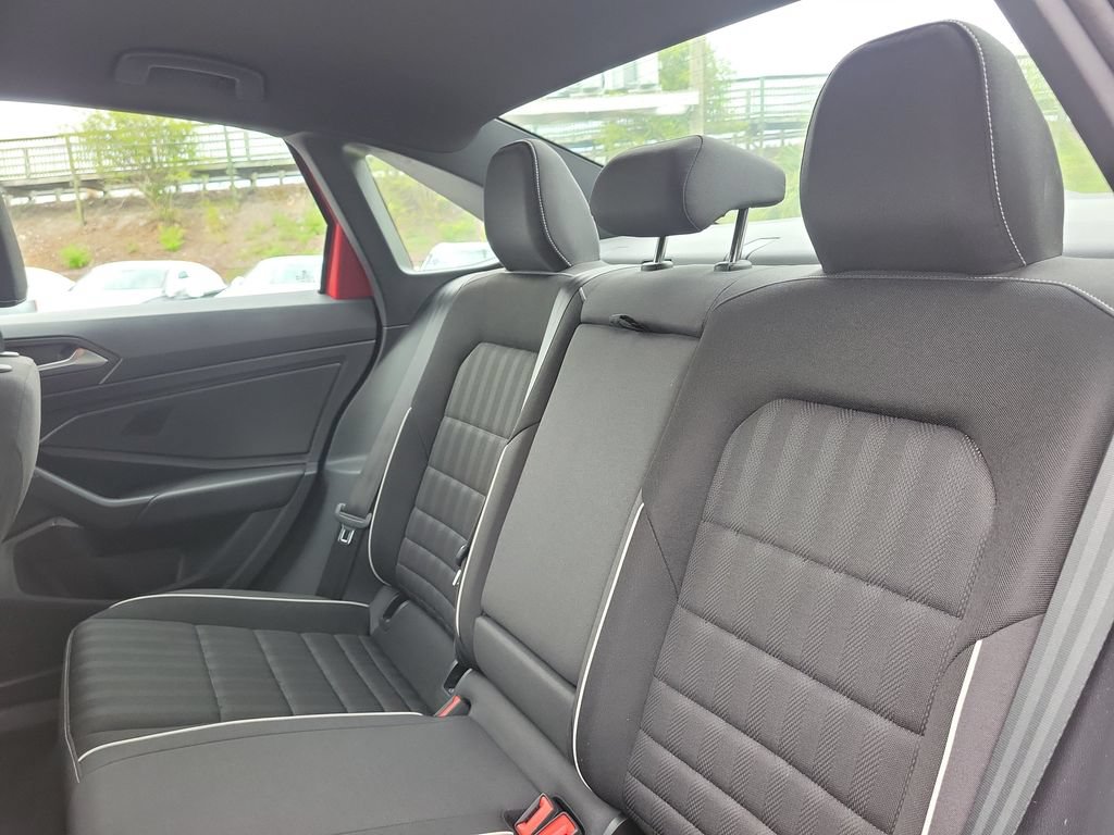 Used 2024 Volkswagen Jetta Sport FWD image 9