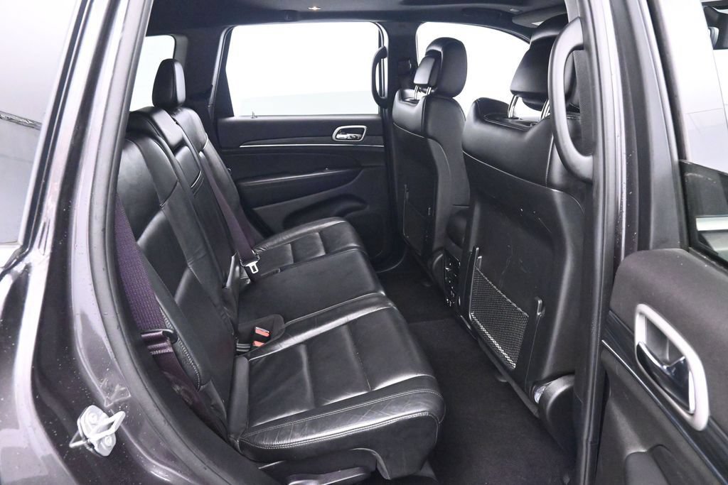 Used 2020 Jeep Grand Cherokee Limited AWD/4WD image 21