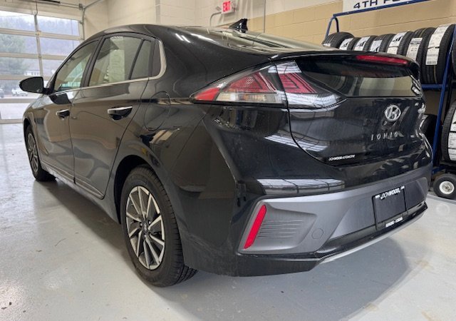 Used 2021 Hyundai Ioniq Limited image 8