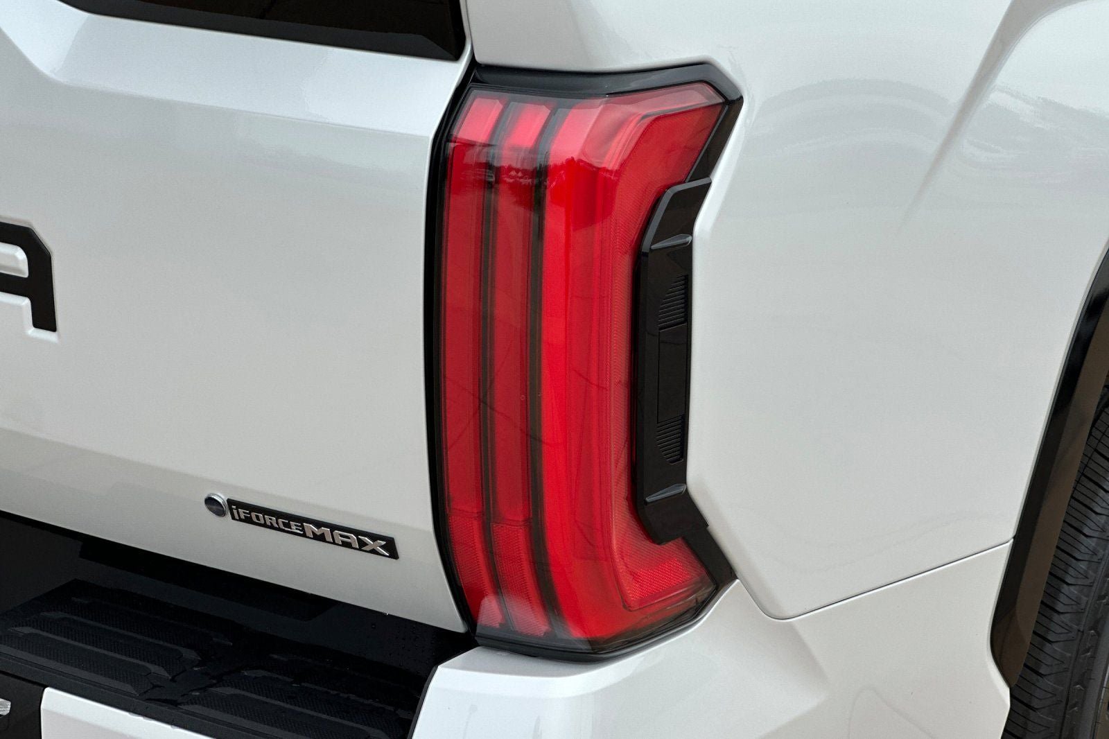 New 2025 Toyota Tundra Platinum image 32