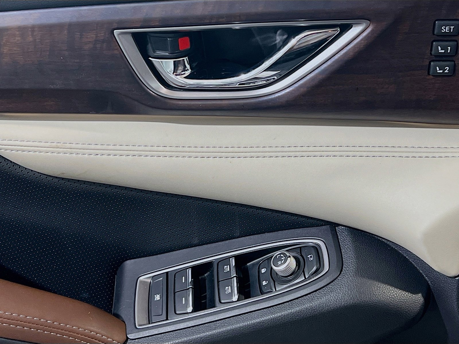 Used 2020 Subaru Ascent Touring image 14