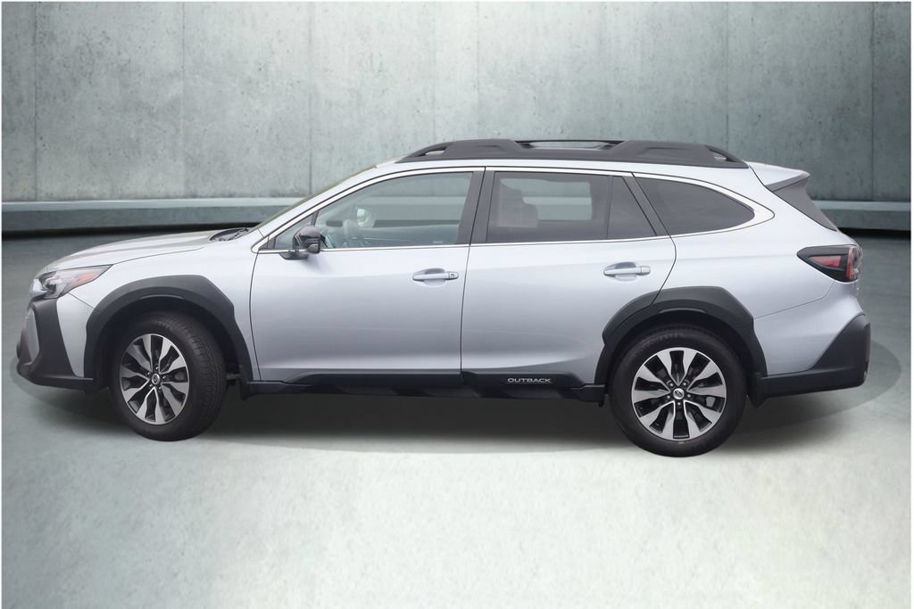 Used 2023 Subaru Outback Limited AWD/4WD image 14