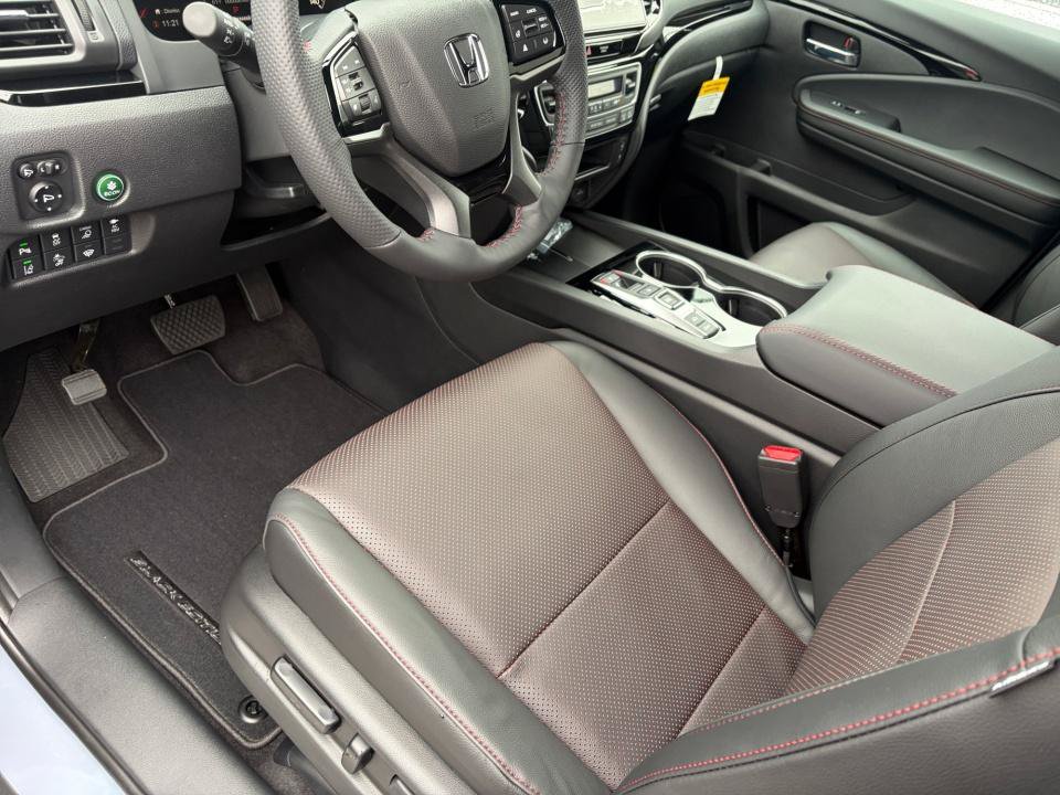 New 2026 Honda Ridgeline Black Edition image 30