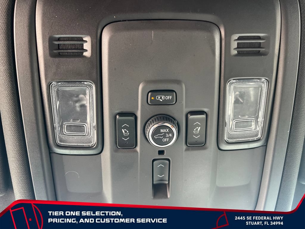 Used 2025 GMC Yukon Denali AWD/4WD image 26