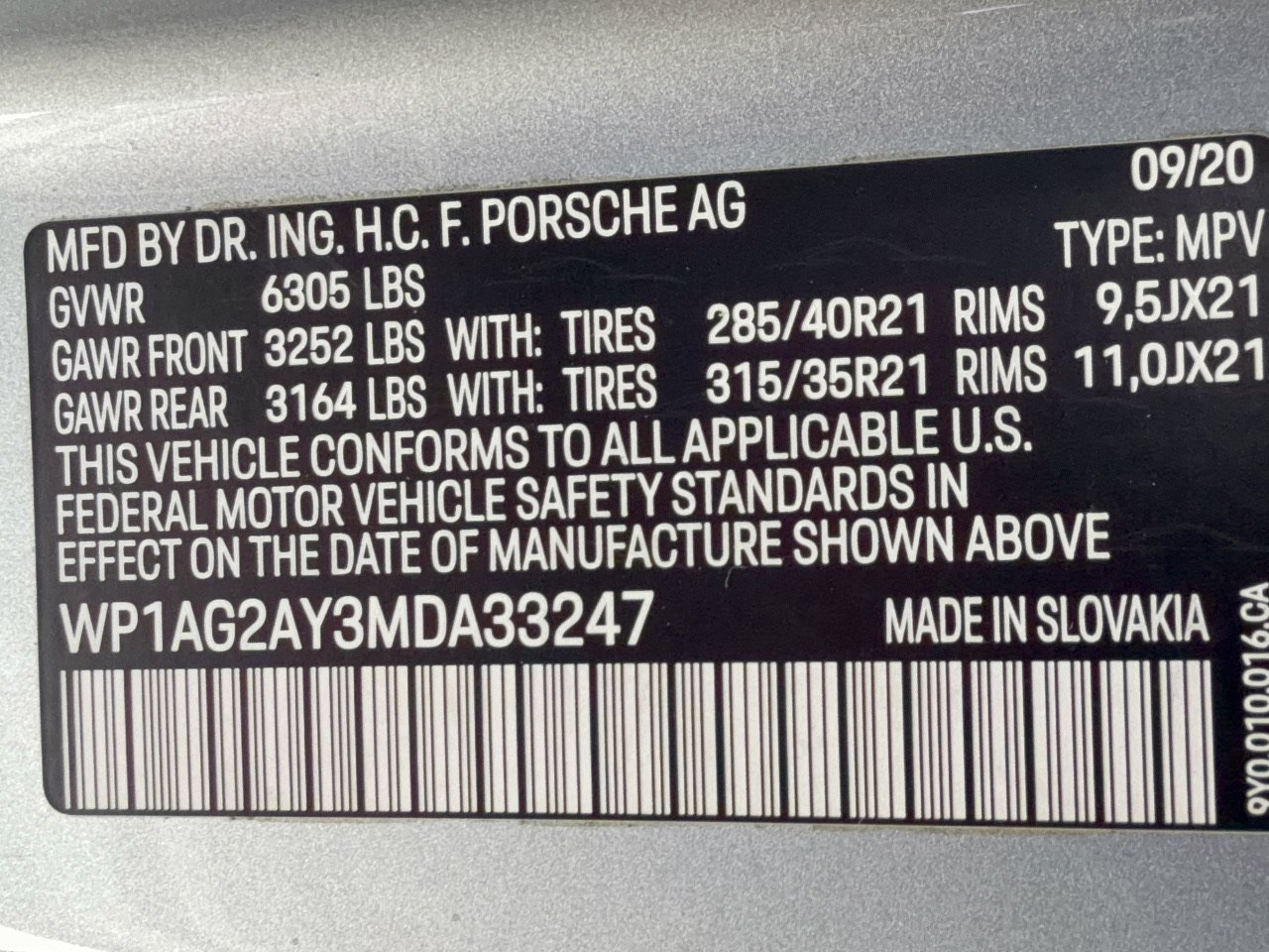 Certified 2021 Porsche Cayenne GTS AWD/4WD image 32
