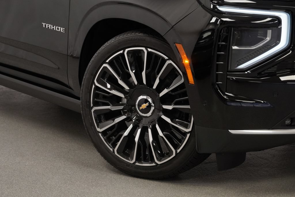 New 2026 Chevrolet Tahoe High Country AWD/4WD image 10