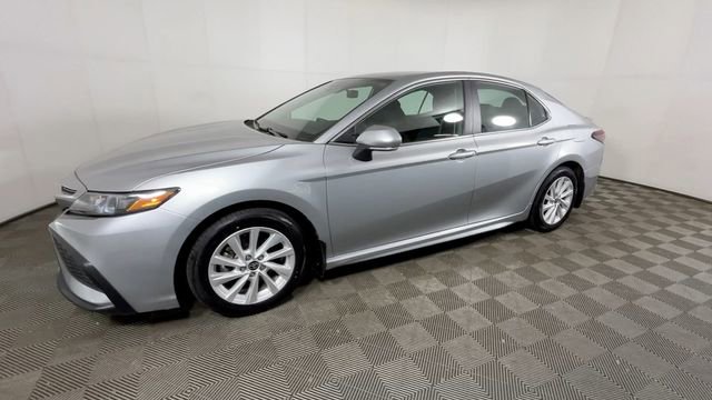 Used 2024 Toyota Camry SE FWD image 10