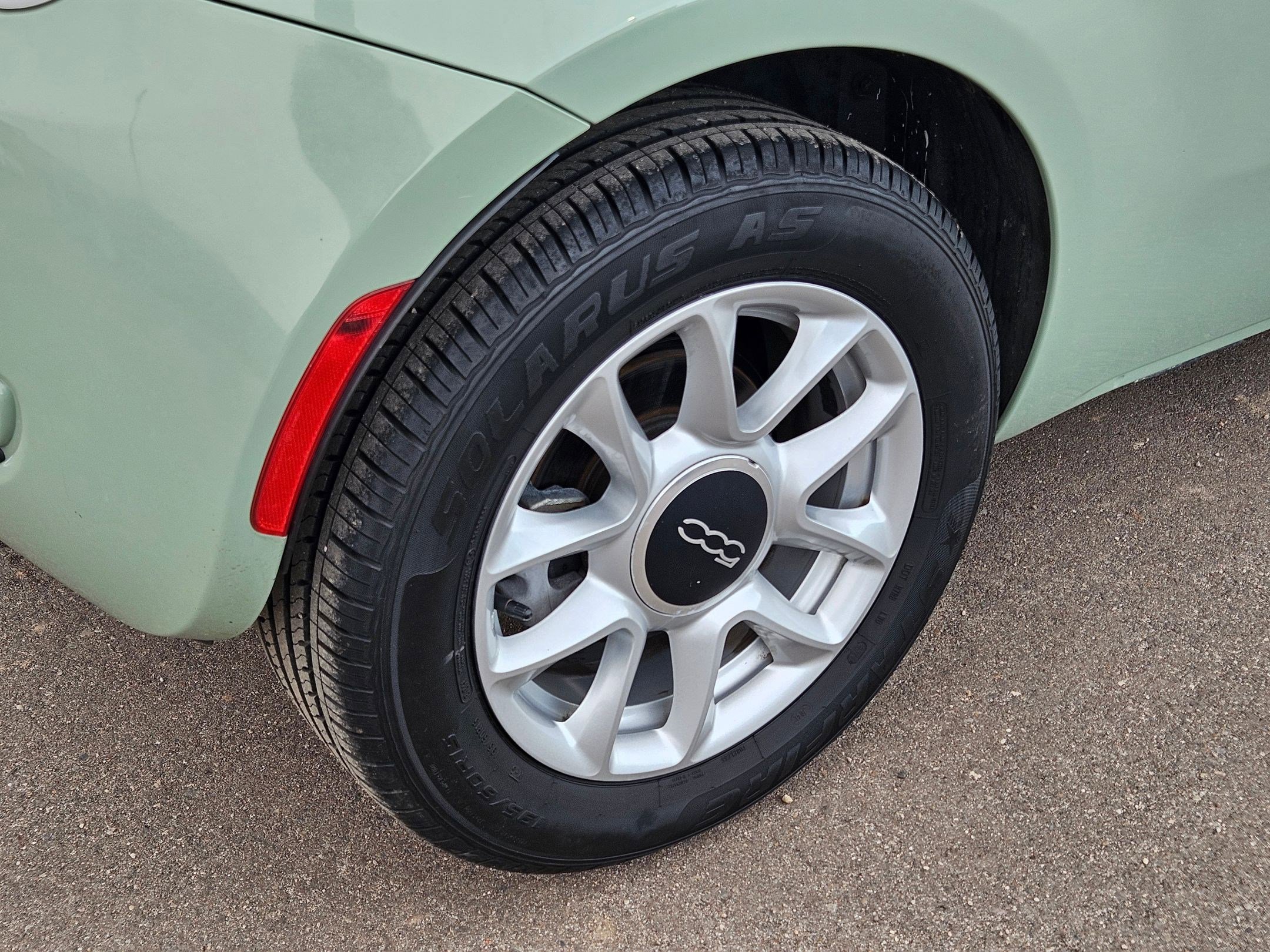 Used 2017 FIAT 500 Pop image 12