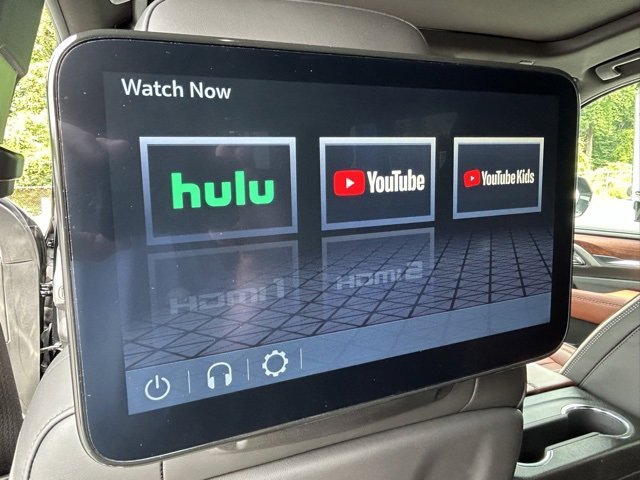 Used 2024 GMC Yukon XL Denali Ultimate image 12