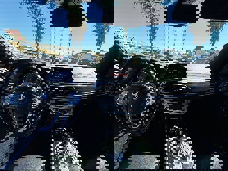 Used 2019 BMW 740i w/ M Sport Package image 35