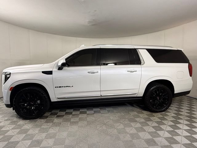 Used 2023 GMC Yukon XL Denali RWD video 3
