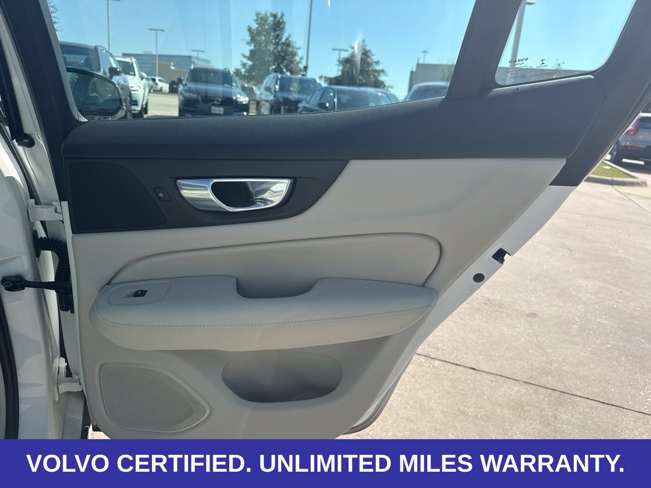 Certified 2024 Volvo S60 B5 Plus FWD image 23