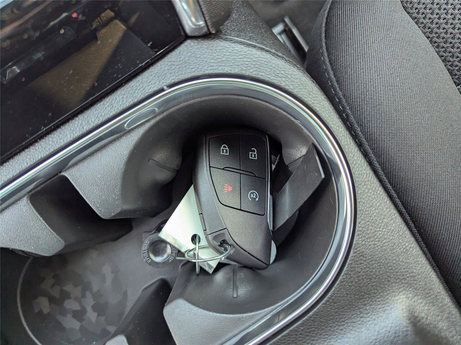 New 2026 GMC Canyon Elevation w/ Convenience Package image 21