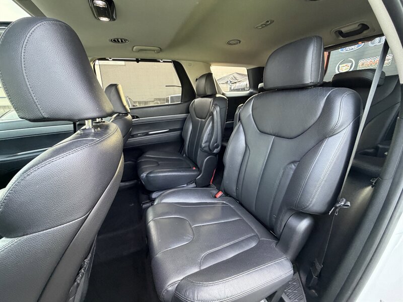 Used 2020 Hyundai Palisade SEL w/ Premium Package FWD image 34