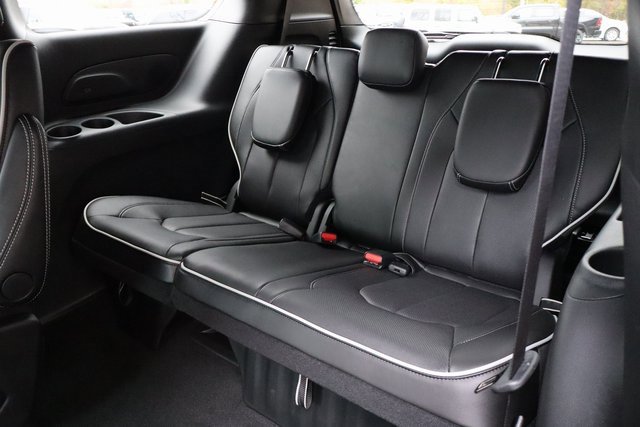 New 2026 Chrysler Pacifica Limited w/ S Appearance Package image 52