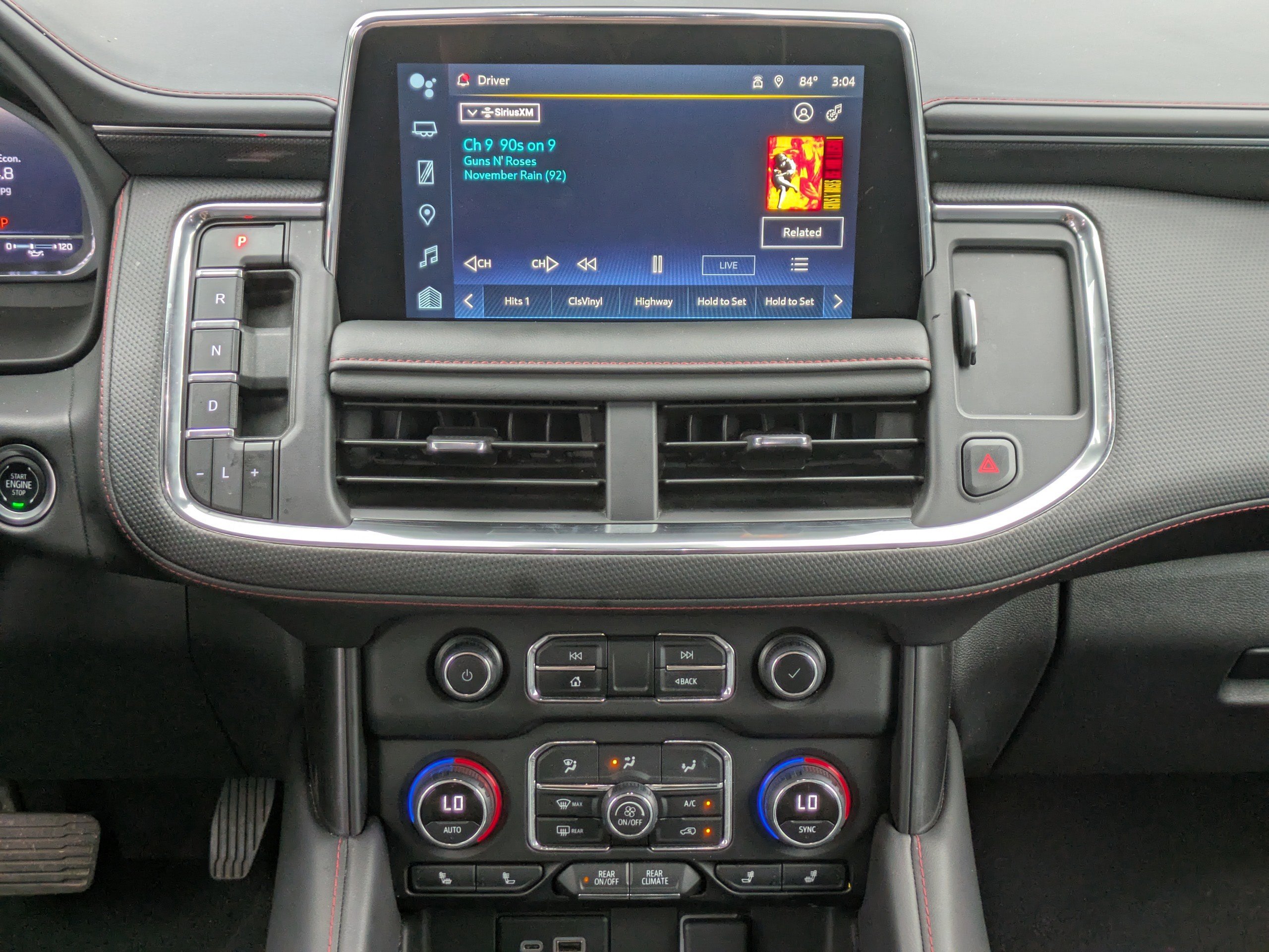 Used 2024 Chevrolet Suburban RST image 16