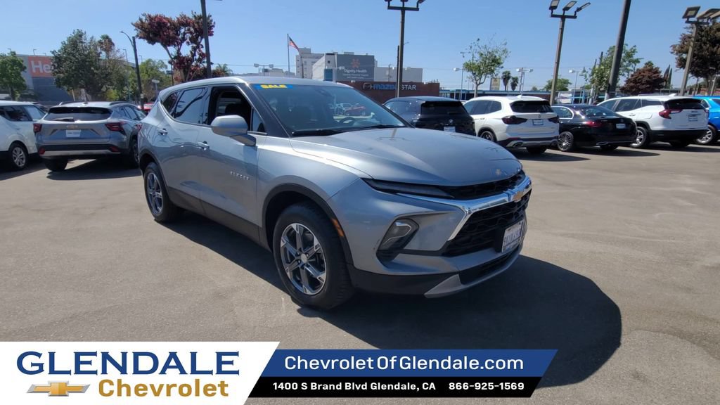 Used 2024 Chevrolet Blazer LT w/ LPO, Cargo Package AWD/4WD image 3