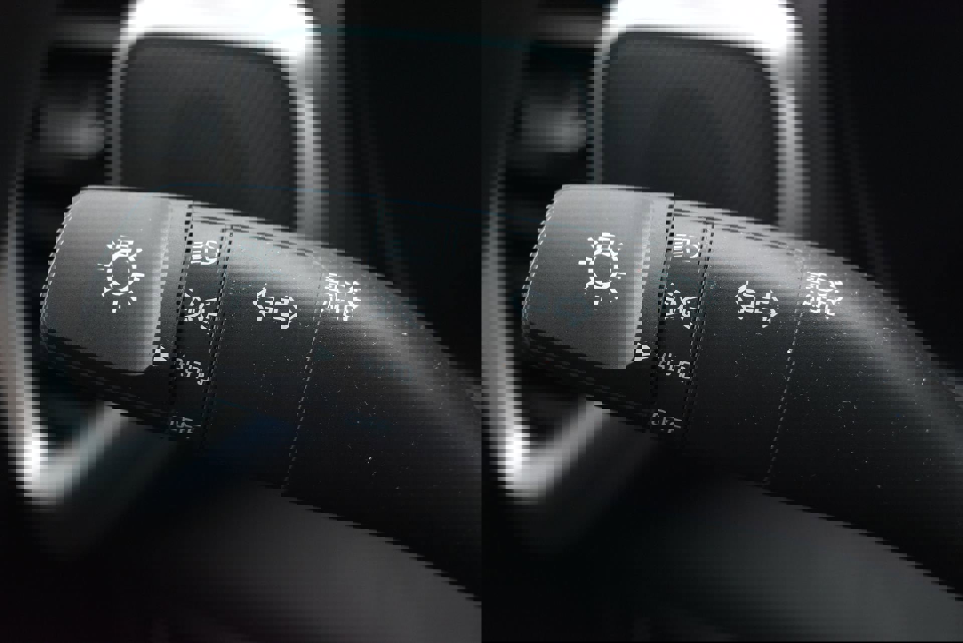 Used 2025 Kia Soul LX w/ LX Technology Package FWD image 22