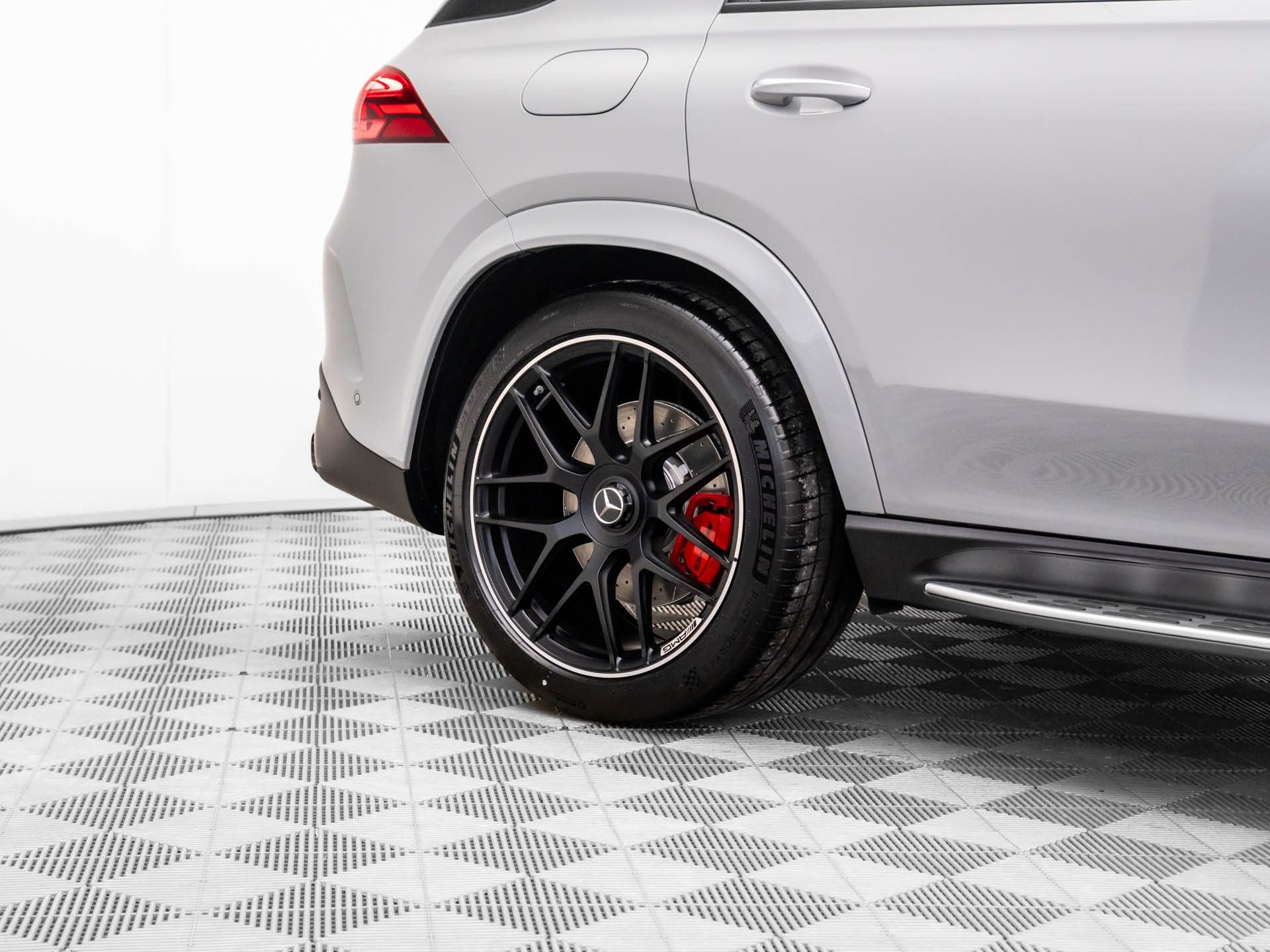 New 2026 Mercedes-Benz GLE 63 AMG S image 40