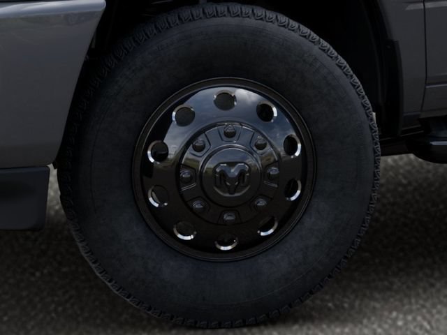 New 2026 RAM 3500 Big Horn AWD/4WD image 8