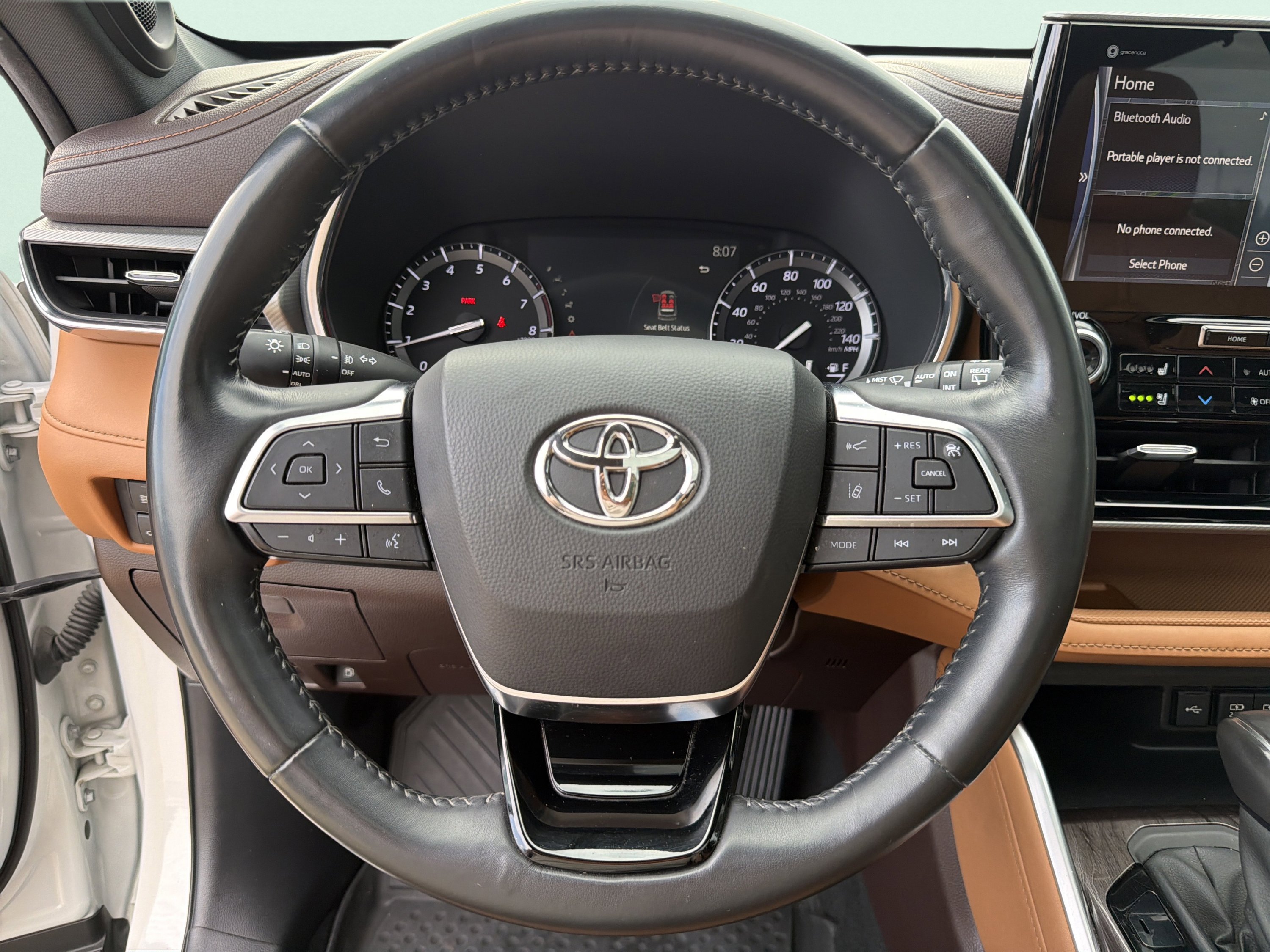 Used 2020 Toyota Highlander Platinum FWD image 71
