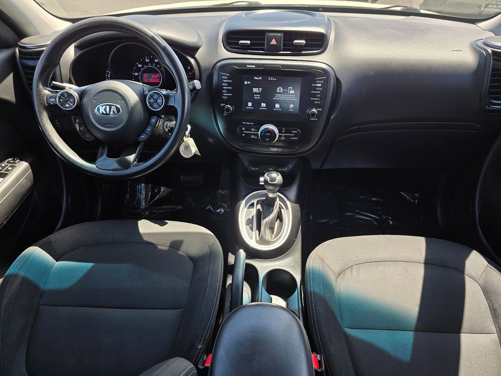 Used 2018 Kia Soul + FWD image 18
