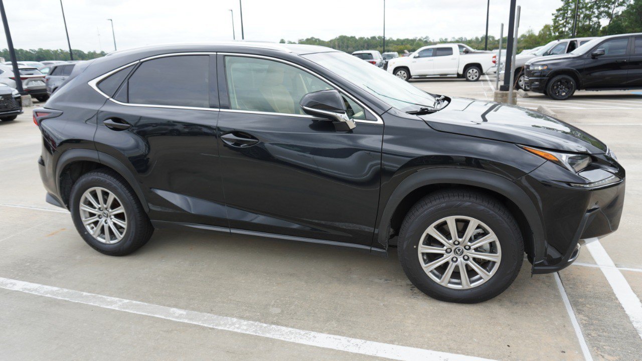 Used 2019 Lexus NX 300 FWD w/ Comfort Package image 4