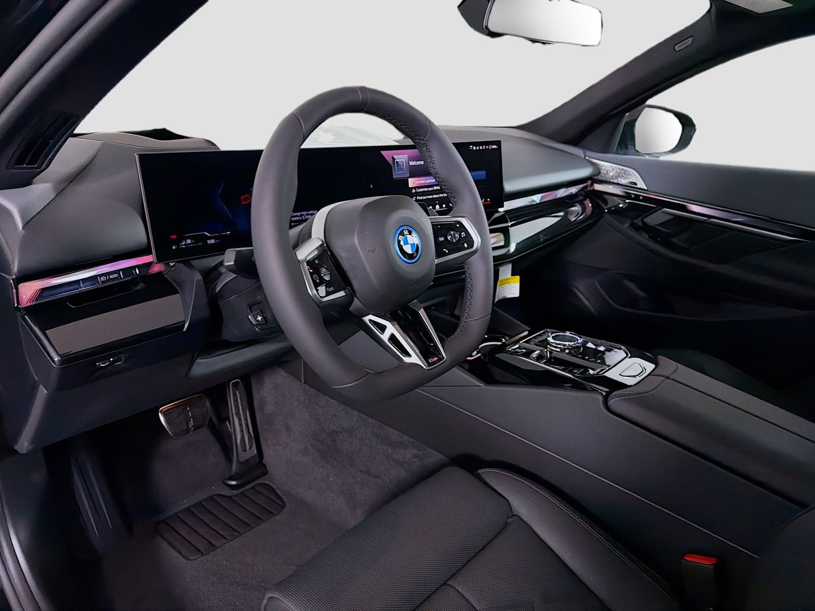 New 2027 BMW 550e xDrive AWD/4WD image 10
