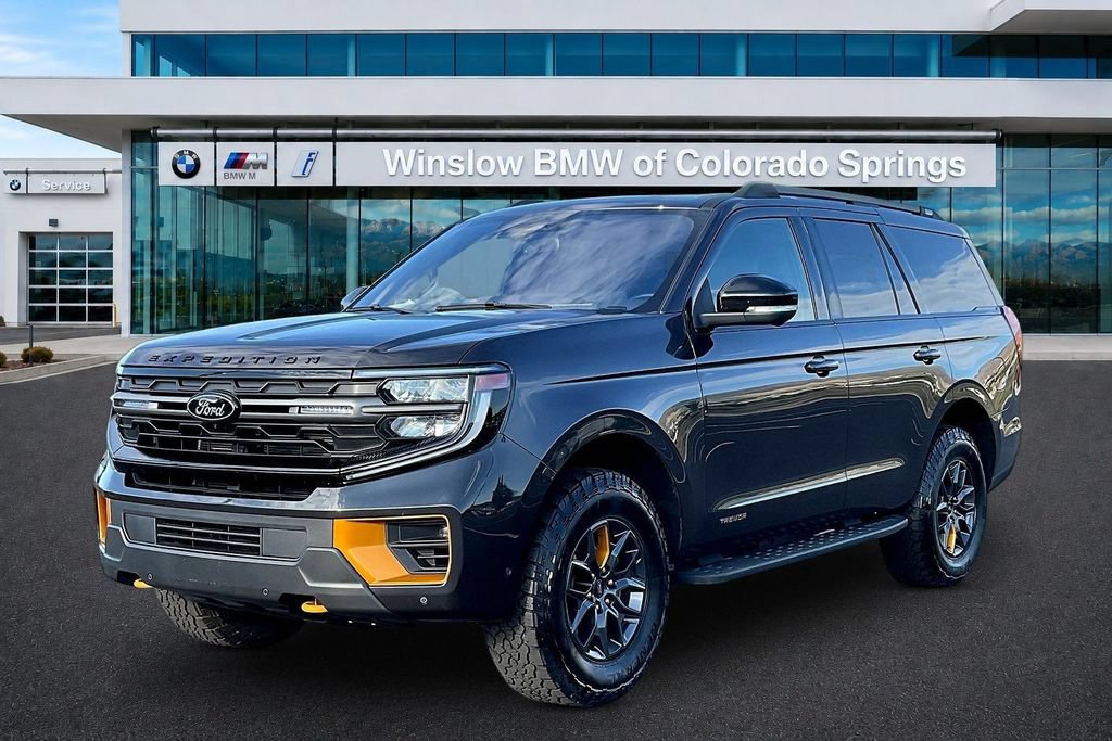 Used 2025 Ford Expedition Tremor AWD/4WD image 3